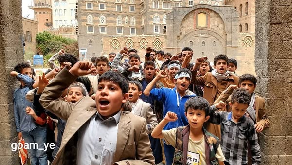 530 طالباً من المدارس الصيفية يزورون المتحف الوطني ومتحف الموروث الشعبي - صورة إضافية 1